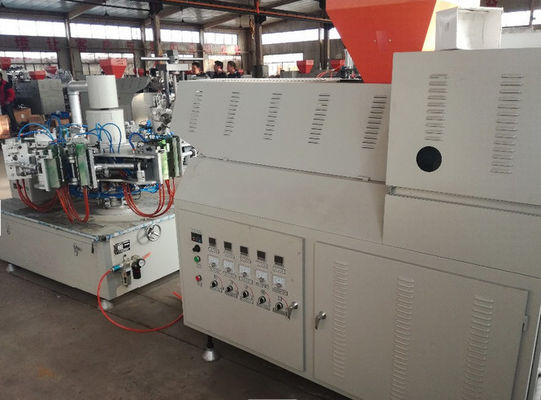 7.5KW 4 स्टेशन पीपी छोटी प्लास्टिक उड़ा मोल्डिंग मशीन 1000ml