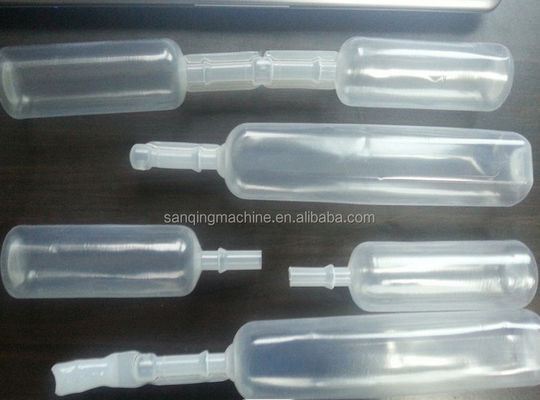 3000PCS / H फ्रूट शेप 800ml PP प्लास्टिक बॉटल ब्लो मोल्डिंग मशीन 40KG / HR