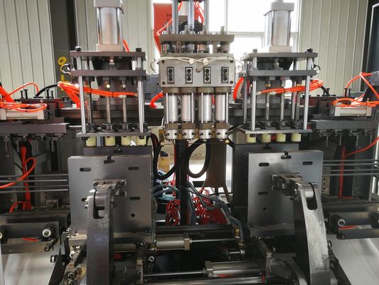 200ML दूध की बोतल ब्लो मोल्डिंग मशीन 2x2m प्लास्टिक ब्लो मोल्डिंग 380V