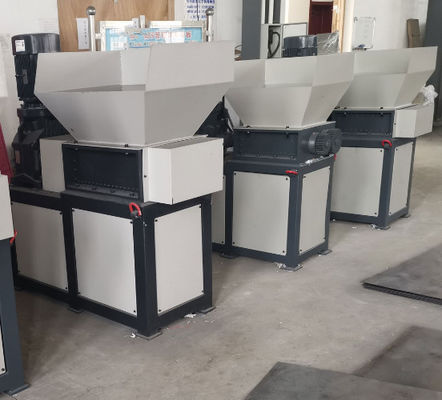 ISO9001 सहायक मशीन 3kW धातु अपशिष्ट कोल्हू मशीन 300kg / H