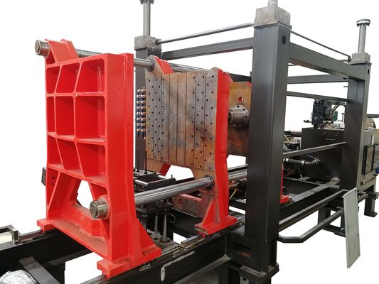 25 लीटर बाल्टी बनाने की मशीन 240kN बोतल उड़ाने वाले उपकरण 40pcs / Hr